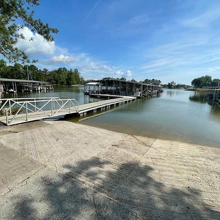 Bay Springs Country Inn & Marina Centre 외부 사진