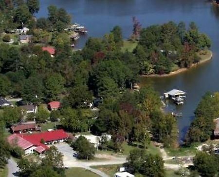 Bay Springs Country Inn & Marina Centre 외부 사진