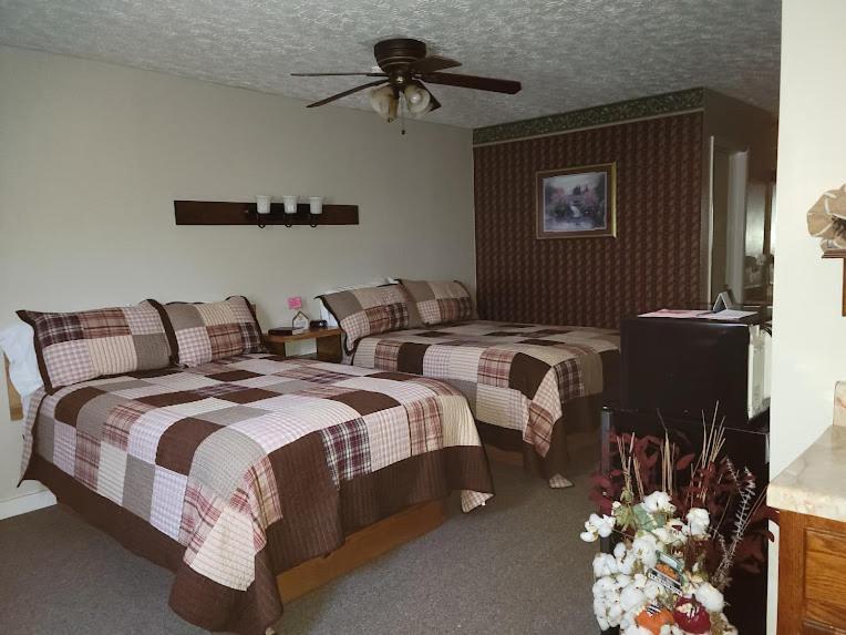 Bay Springs Country Inn & Marina Centre 외부 사진