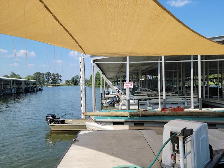 Bay Springs Country Inn & Marina Centre 외부 사진